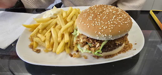 Imbiss in Hülptingsen