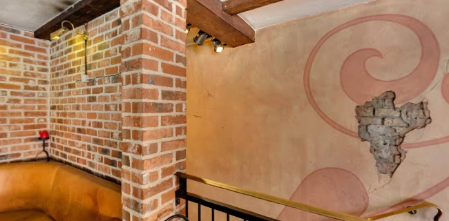 Grand Bar Cafe Restaurant Bar