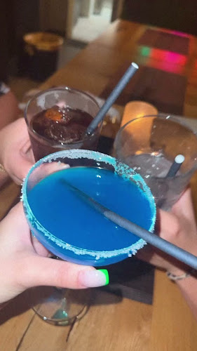 Tacata Bar und Restaurant