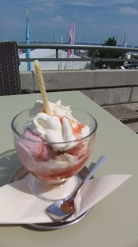 Cafe Backbord - Kiel - Gastronomie und Hotellerie