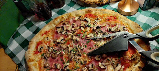 Opinii despre sale e pane Pizzeria în Reutlingen - Gastronomie und Hotellerie