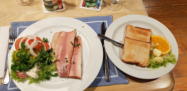 Krug zum grünen Kranze