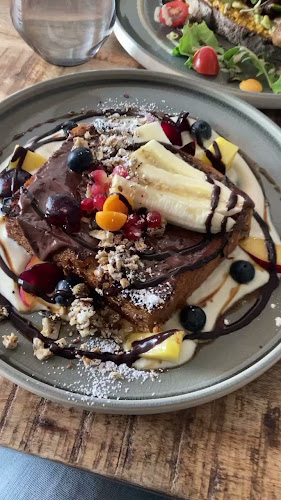 Alua Vegan Catering & Cafe, Schützenpl. 1, 01067 Dresden