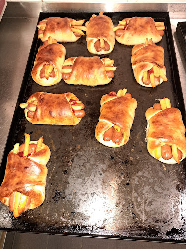 Pizzeria Da Maurizio - Gastronomie und Hotellerie