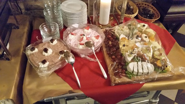 Comentarii opinii despre Beate Schmidtke Cronenberger Festsaal