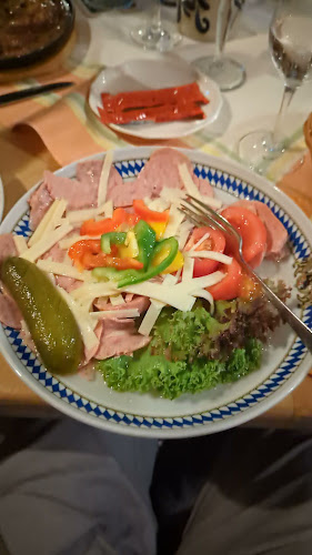 Opinii despre Zum Brünnstein în München - Gastronomie und Hotellerie