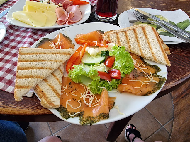 Comentarii opinii despre Caffè Arte