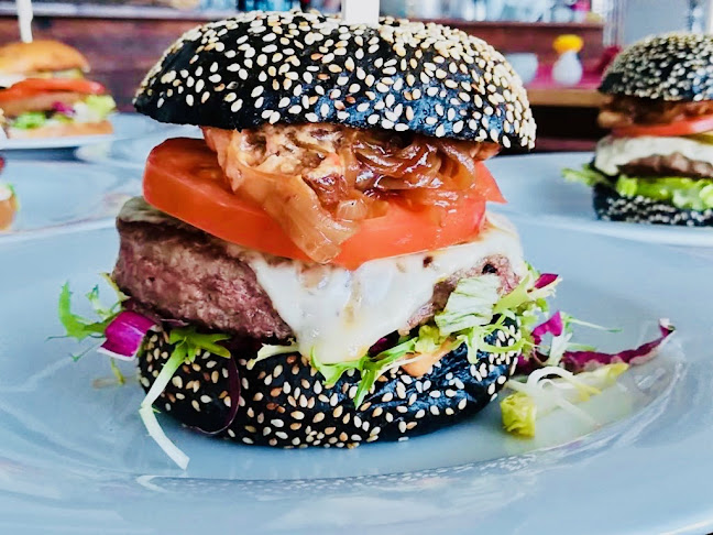 Opinii despre Villa am See - Klubhaus & Hafen în Wildau - Gastronomie und Hotellerie