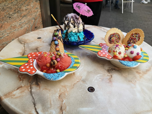 Eiscafè Nigri am Kaufhof - Gastronomie und Hotellerie