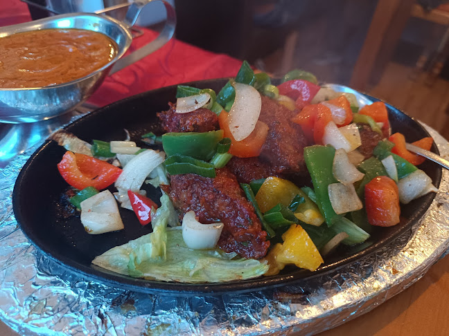 Indish Restaurant & Café Cocktail Bar - Gastronomie und Hotellerie