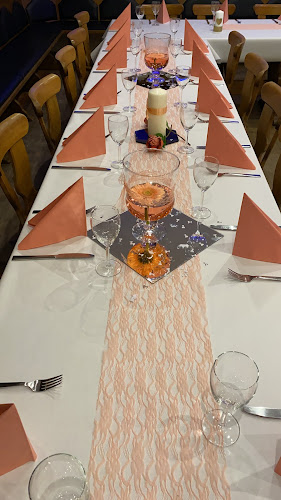 Opinii despre TSV Südwest Nürnberg bei Foti u Dora în Nürnberg - Gastronomie und Hotellerie