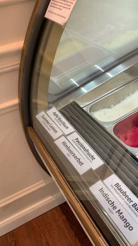Opinii despre Eispatisserie Hokey Pokey Boutique în Berlin - Gastronomie und Hotellerie