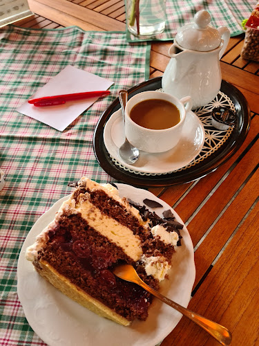 Opinii despre Heide-Café Bartels în Hannover - Gastronomie und Hotellerie