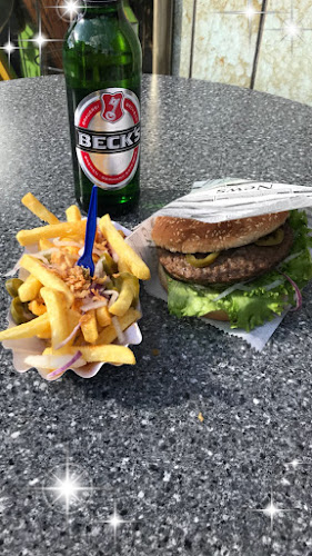 Opinii despre Zum Grillmeister Burger Curry Worscht în Bad Vilbel - Gastronomie und Hotellerie