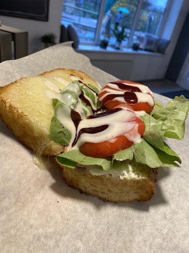 Tony's Subs & Bagels - Gastronomie und Hotellerie