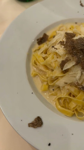 Opinii despre Nicos Restaurant în Homburg - Gastronomie und Hotellerie