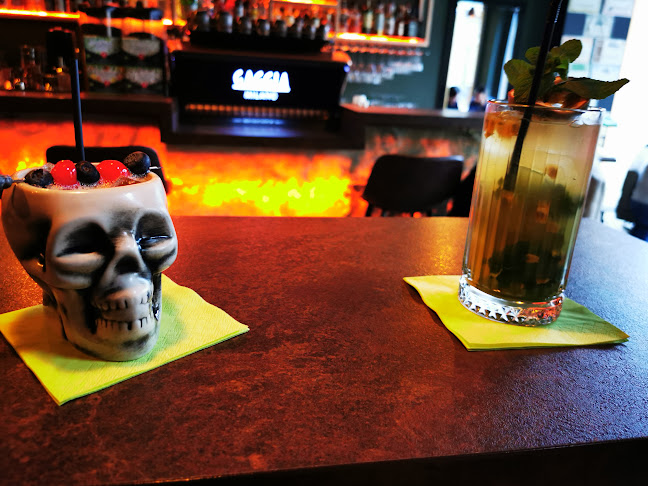 WALL STREET I Cocktail- und Champagnerbar - Schwäbisch Gmünd