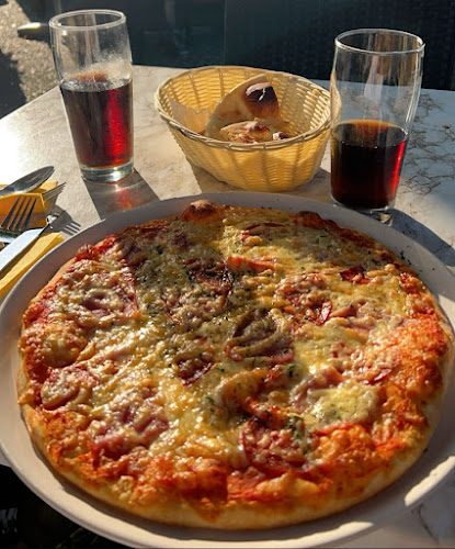 Opinii despre San Marco Eiscafé Pizzeria în Hamburg - Gastronomie und Hotellerie