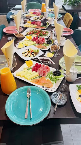 Opinii despre La Perla Pizzeria & Café în Essen - Gastronomie und Hotellerie