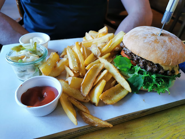 Schiffbrückenpl. 6, 24768 Rendsburg