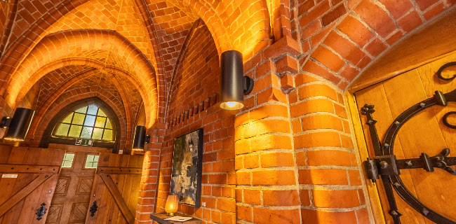 Opinii despre In aller Munde Schlossrestaurant | Hamburg-Bergedorf în Hamburg - Gastronomie und Hotellerie