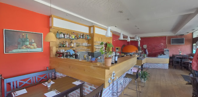 Holzofenpizzeria Sassi di Matera