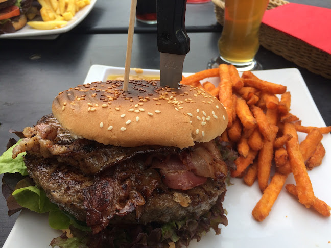 Opinii despre Burgermeisterei în Bad Honnef - Gastronomie und Hotellerie
