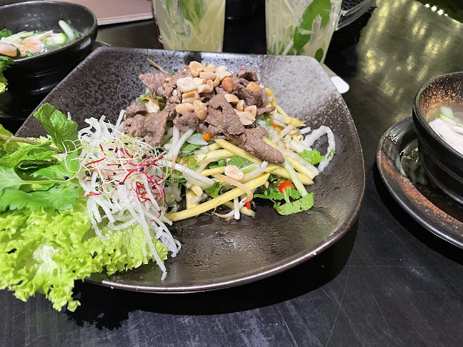 Nhy Star - Gastronomie und Hotellerie