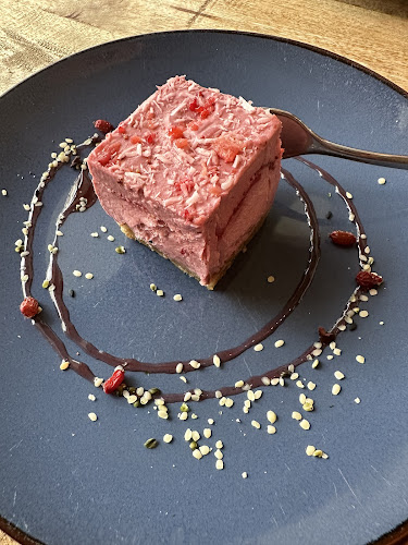 Alua Vegan Catering & Cafe, Schützenpl. 1, 01067 Dresden