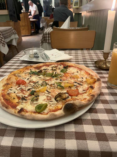 Trattoria Pizzeria "Punto e Virgola"