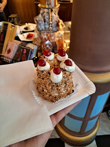 Comentarii opinii despre Kaffeehaus Goldene Waage