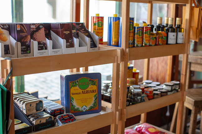 Comentarii opinii despre F. G. Francke - Weine & Spirituosen seit 1795