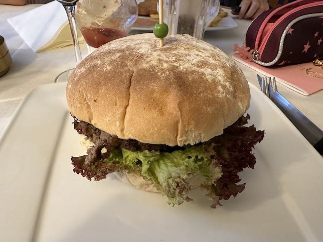 Burger Und Steak Rizzo - Gastronomie und Hotellerie
