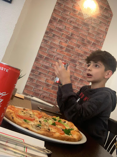 Comentarii opinii despre Pizzeria Funghi 4