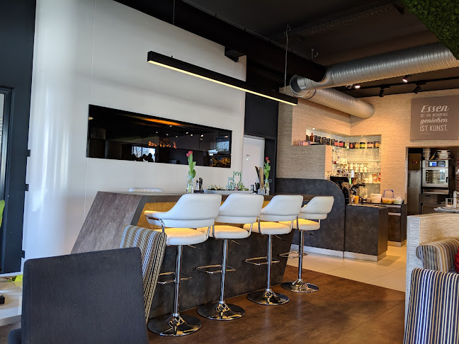 Comentarii opinii despre Bäckerei-Konditorei-Café Müller Treffpunkt La Horie