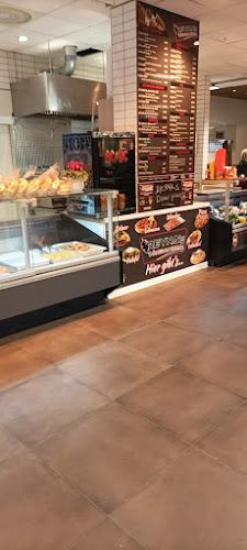 Opinii despre Reyna‘s DönerPizza în Brühl - Gastronomie und Hotellerie