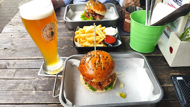 Willy's Bar - Gastronomie und Hotellerie