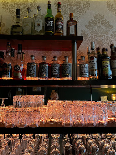 Casa - Kneipe, Bar, Wohnzimmer - Gastronomie und Hotellerie