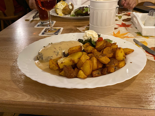 Zum Stadtkrug: Steakhaus, Barbeque & Grill Restaurant mit Hotel - Gastronomie und Hotellerie