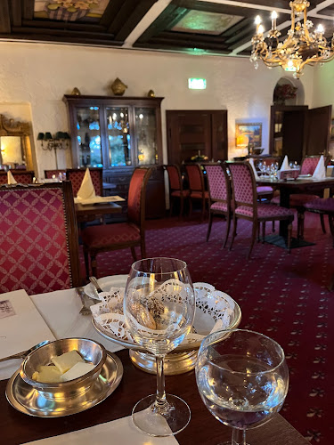 Opinii despre Burg Ingenhoven în Nettetal - Gastronomie und Hotellerie