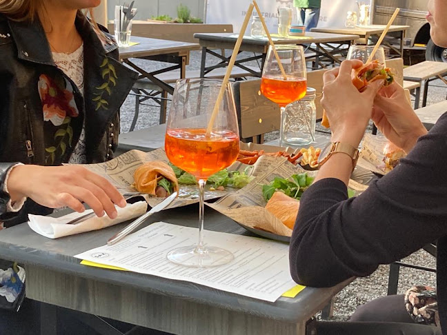 Comentarii opinii despre Sax Tonfabrik Biergarten