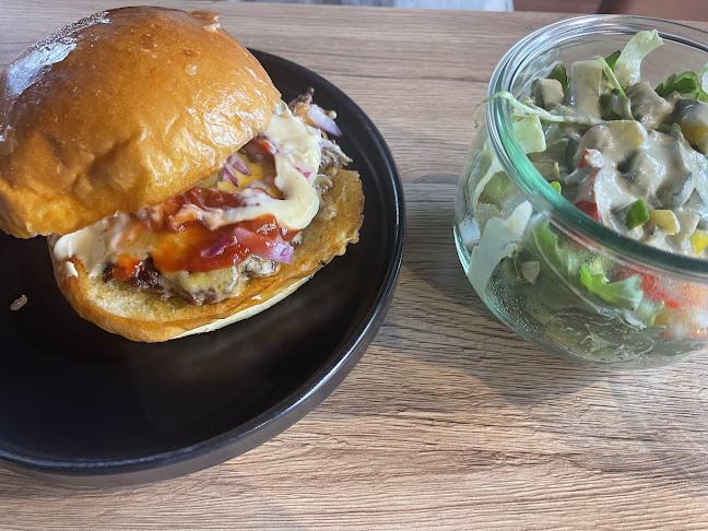 Europa-Allee 64, 54343 Föhren