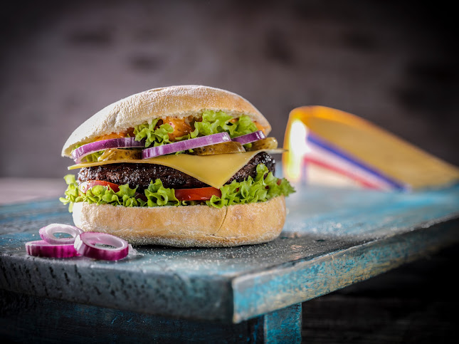 Regensburger Str. 36/38, 90478 Nürnberg