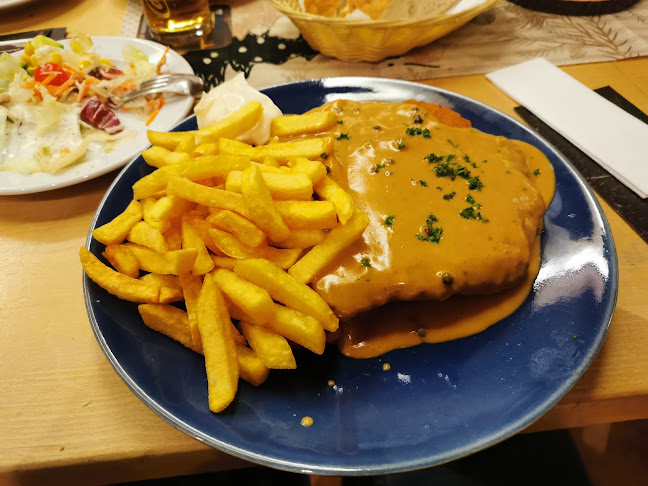 Opinii despre Burgschenke în Hürth - Gastronomie und Hotellerie