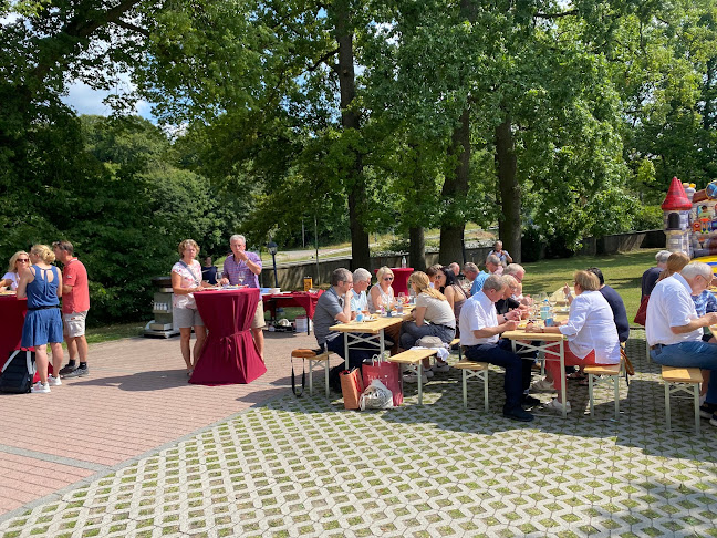 Opinii despre Jacques’ Wein-Depot Osnabrück-Nahne în Osnabrück - Gastronomie und Hotellerie