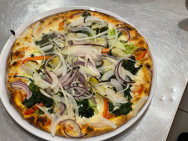 Opinii despre Pizza May în Leverkusen - Gastronomie und Hotellerie