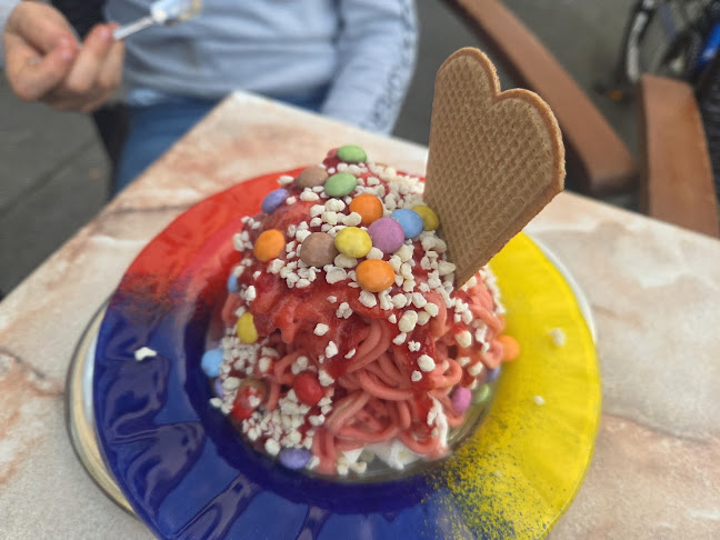 Opinii despre Eiscafe Da Luca - Köln în Köln - Gastronomie und Hotellerie