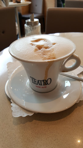 Teatro Ital. Eis-Cafe Gelateria - Gastronomie und Hotellerie