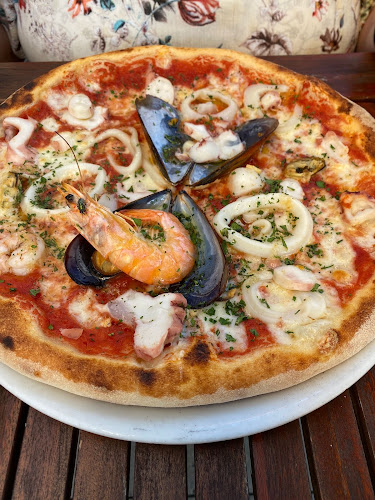 Piazza Castello - Pizzeria & Eisdiele Affing - Gastronomie und Hotellerie