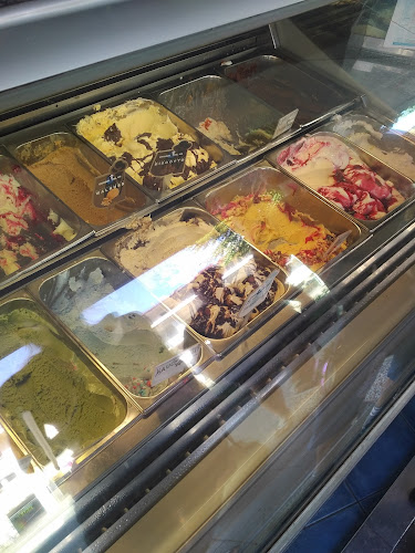 Comentarii opinii despre Eiscafé Magia Fredda